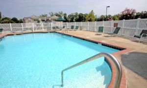 Apartments in Farmville Va with Pool